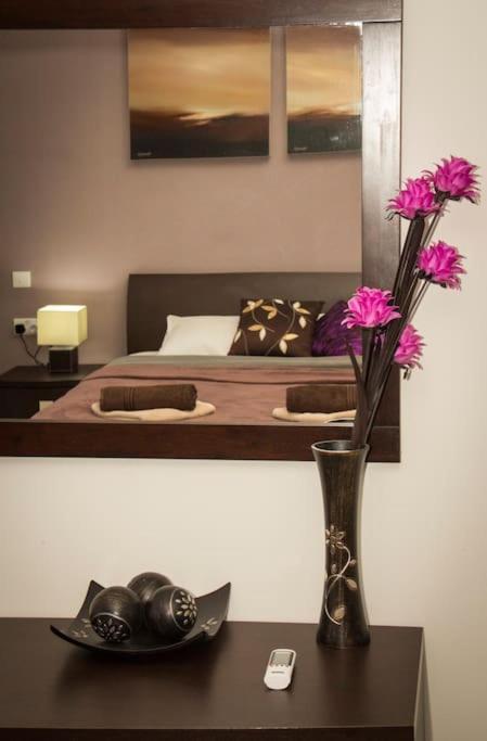 Sunny 2 Bedroom, 2 Bathrooms, Seaside Apt. سليمة المظهر الخارجي الصورة
