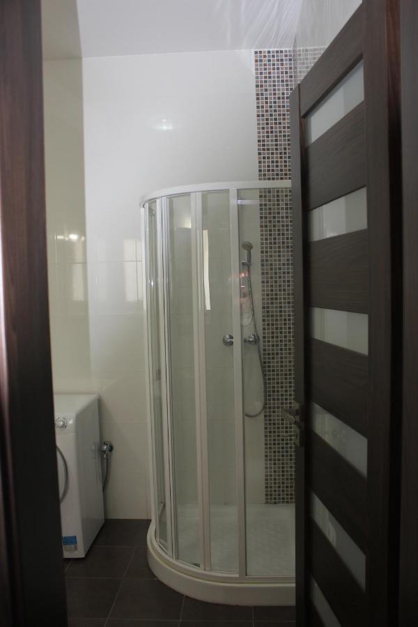 Sunny 2 Bedroom, 2 Bathrooms, Seaside Apt. سليمة المظهر الخارجي الصورة